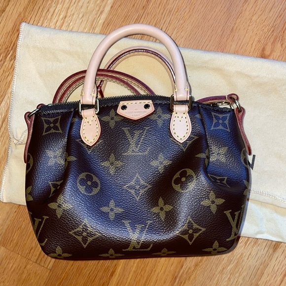 **SOLD** Louis Vuitton Nano Turenne - Picture 2 of 12